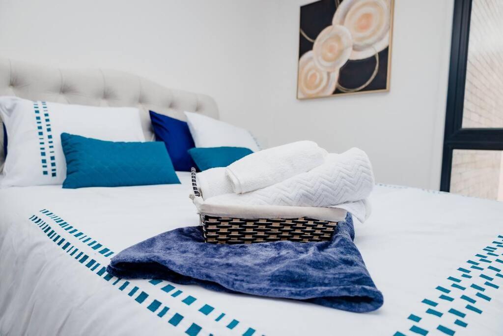 Apartamento De Lujo En Zona 10 Guatemala City ภายนอก รูปภาพ