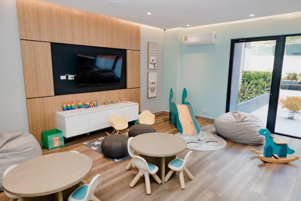Apartamento De Lujo En Zona 10 Guatemala City ภายนอก รูปภาพ
