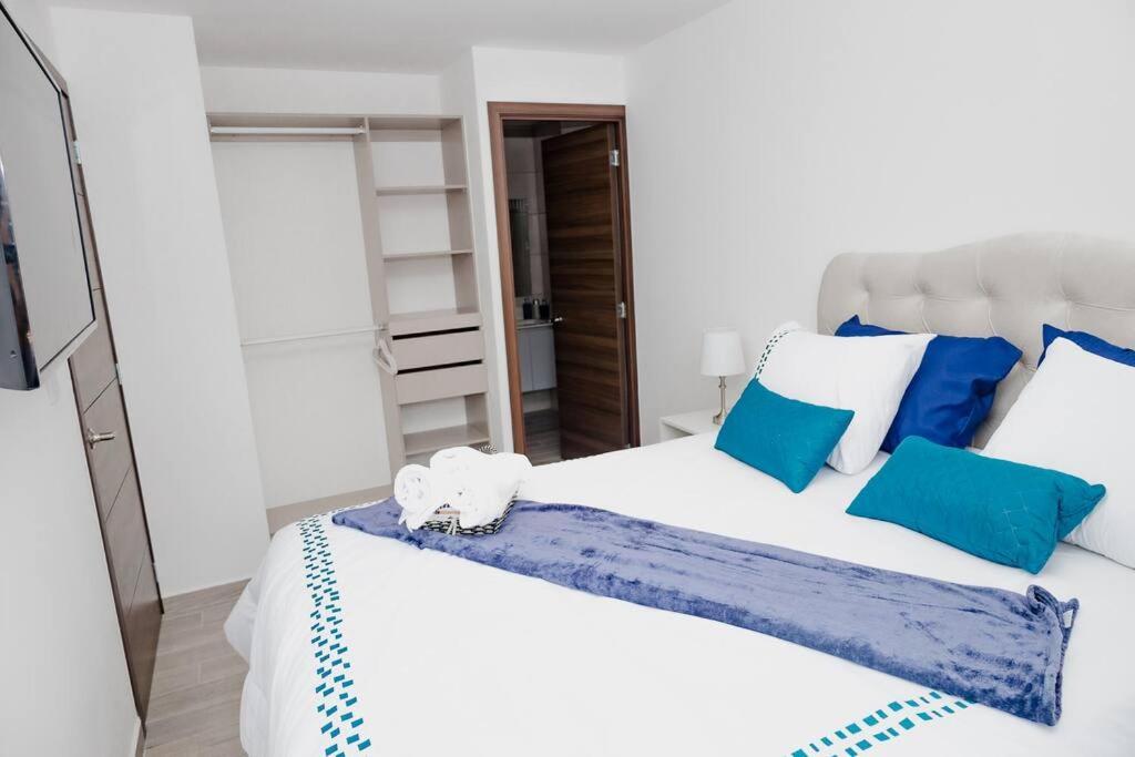 Apartamento De Lujo En Zona 10 Guatemala City ภายนอก รูปภาพ